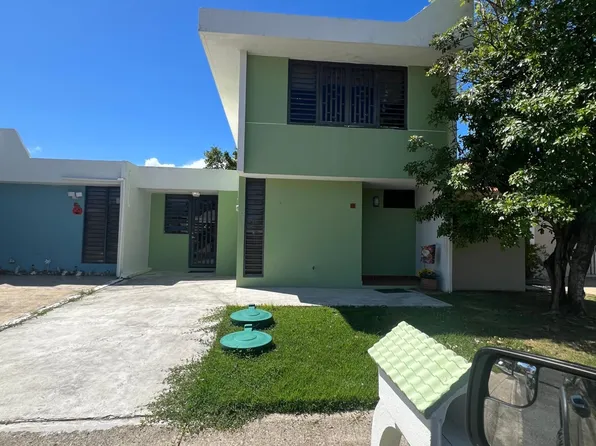 B 88 Urb Solimar Calle Barbados #B-88, Luquillo, PR 00773