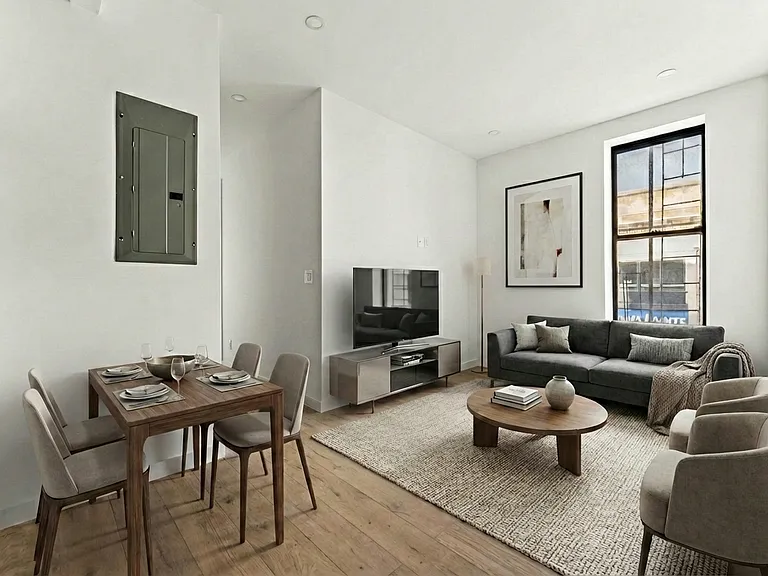 557 5th Ave #2 — Photo 2