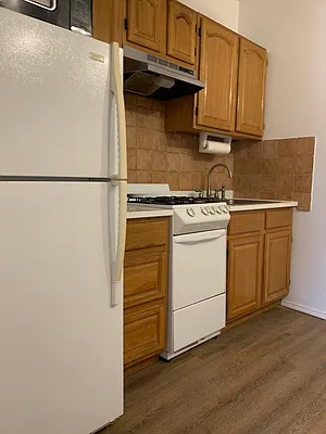 Rented by Nooklyn NYC LLC | media 26