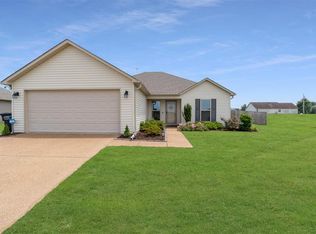 92 Ashberry Ln, Humboldt, TN 38343