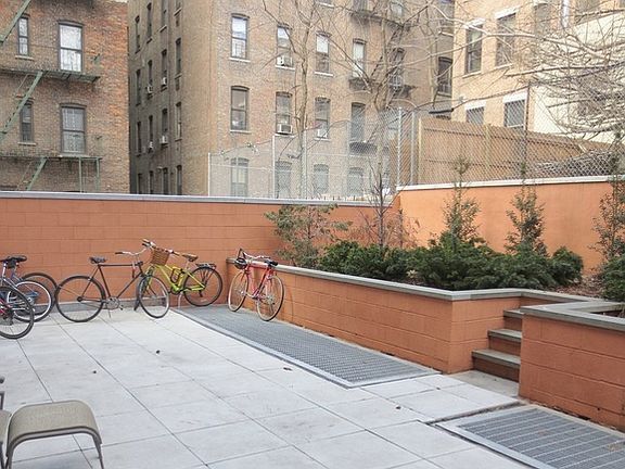 4th image of 573 W 161st St APT 4B