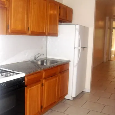 Rented by Nooklyn NYC LLC | media 10
