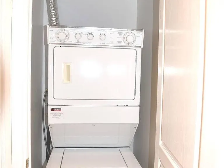 10 Northtown Way #H3 — Photo 8