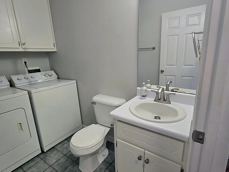 40 Woodfield Pl — Photo 7