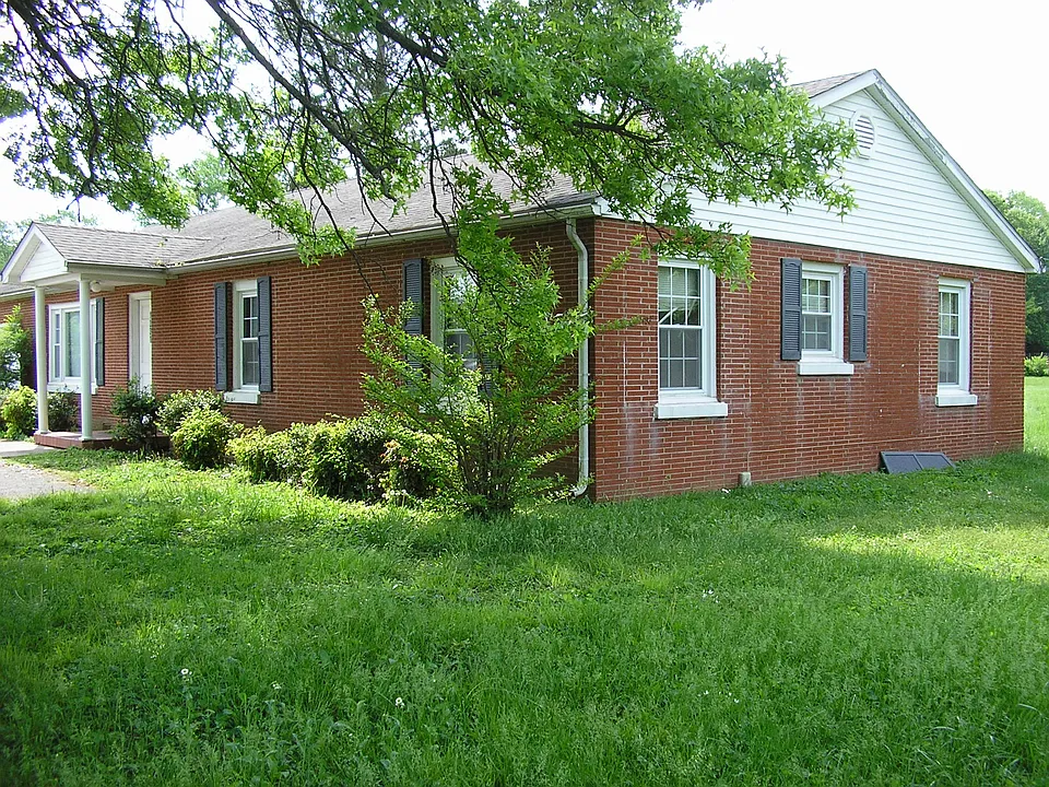 1231 Fairview Ave