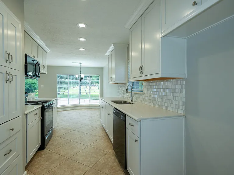 7403 Tall Pines Dr — Photo 13