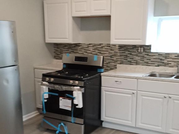 5th image of 918 Oak Ave #D
