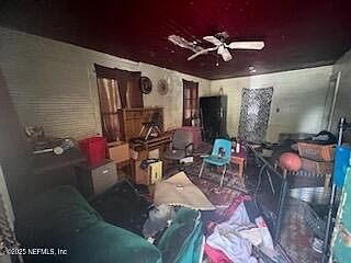 5th image of 1800 NE 17TH Place