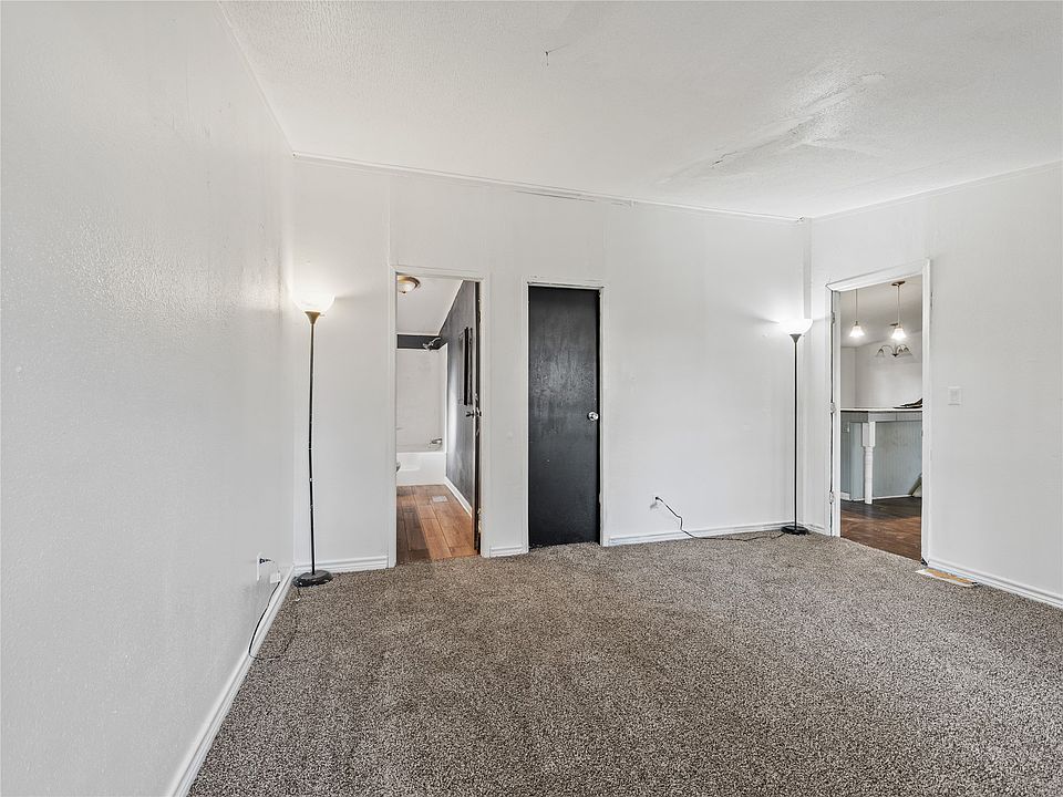 22nd image of 202 Forgotten Ln