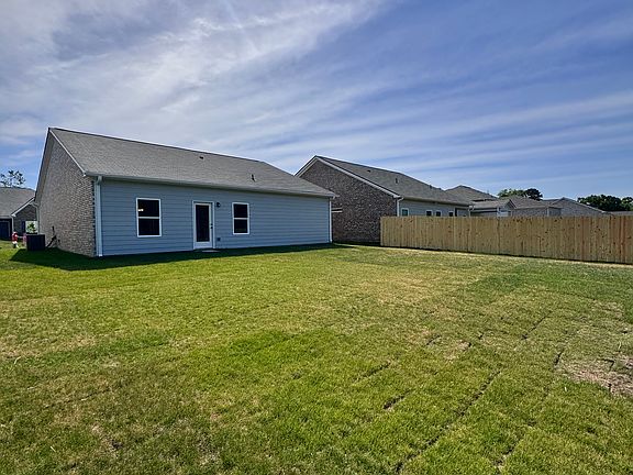 3rd image of 3186 Sayers Rd
