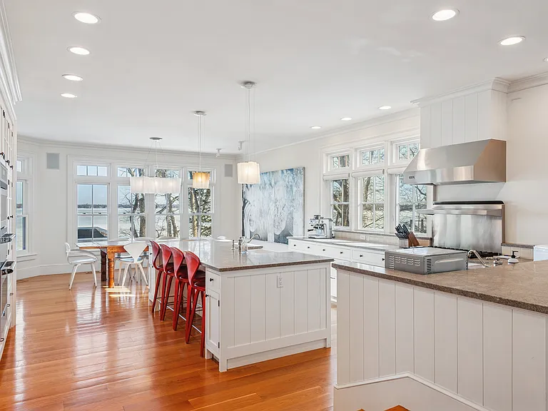 3581 Noyac Rd — Photo 9