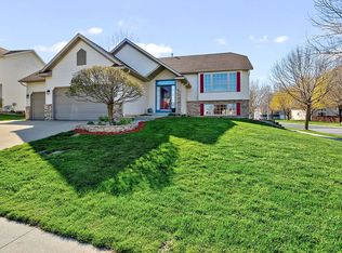 4325 York Ln NW, Rochester, MN 55901