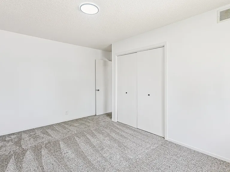 4319 S Elizabeth Ave #4 — Photo 11