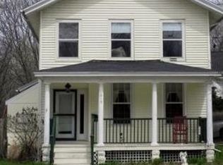 1015 E Racine St, Janesville, WI 53545