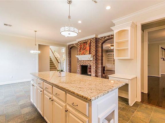 2nd image of 10000 Stonington Cir