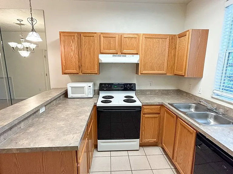3584 SW 30th Way #134 — Photo 7