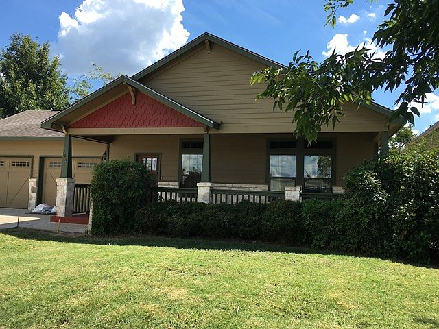 1st image of 109 Cibolo Ave