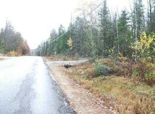 3 Howe Hill Rd, Greenwood, ME 04255