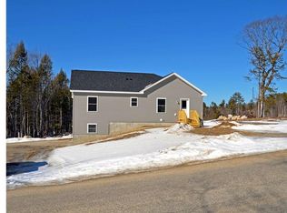 35 Western Promenade, South Paris, ME 04281