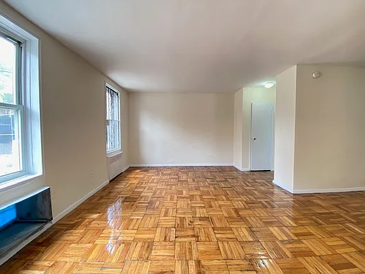 Rented by Queens Apartments Realty LLC | media 16