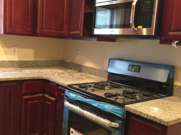 5th image of 1158 Arnow Ave