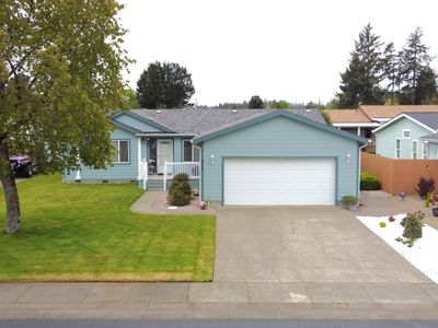 215 Lakeland Dr, Lakeside, OR, 97449