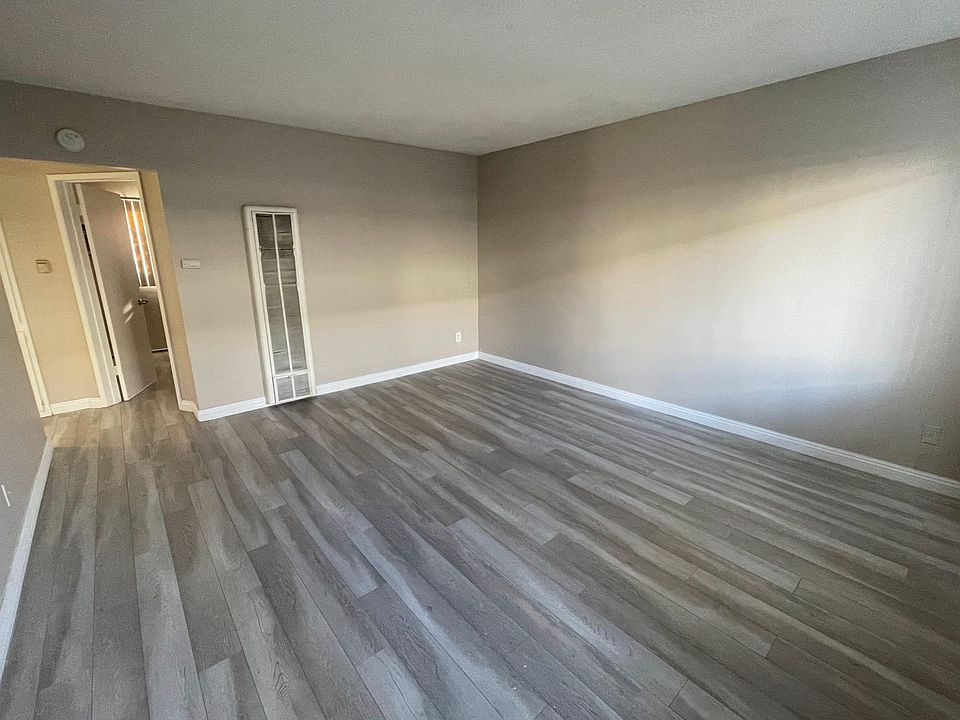 2nd image of 1728 W Ball Rd APT 1