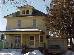 1211 W Mullan Ave, Waterloo, IA 50701