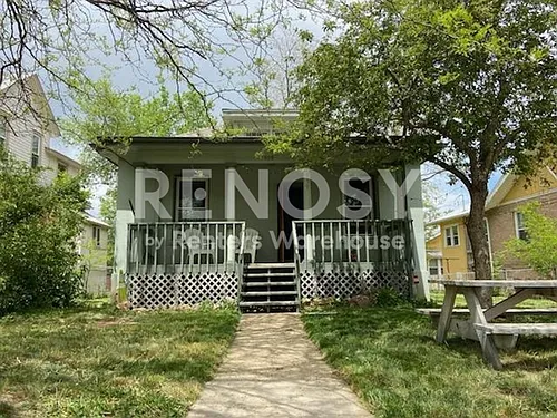 959 University Ave Photo 1