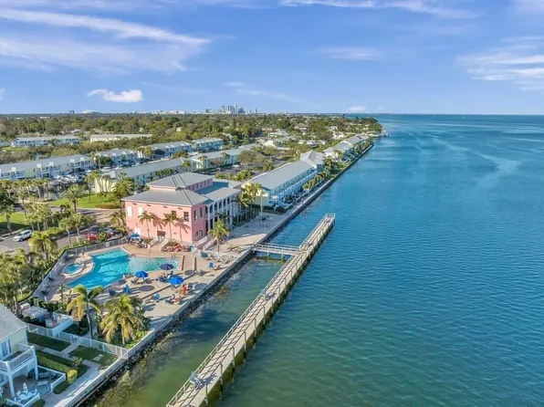 5152 Salmon Dr SE APT B, Saint Petersburg, FL 33705