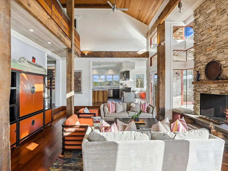 807 Halsey Ln — Photo 9