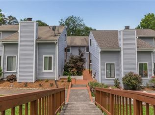 3636 Heathrow Dr, Winston Salem, NC 27127