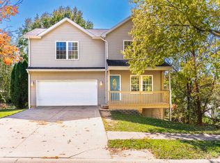 1135 W Pine Meadows Dr, Bloomington, IN 47403