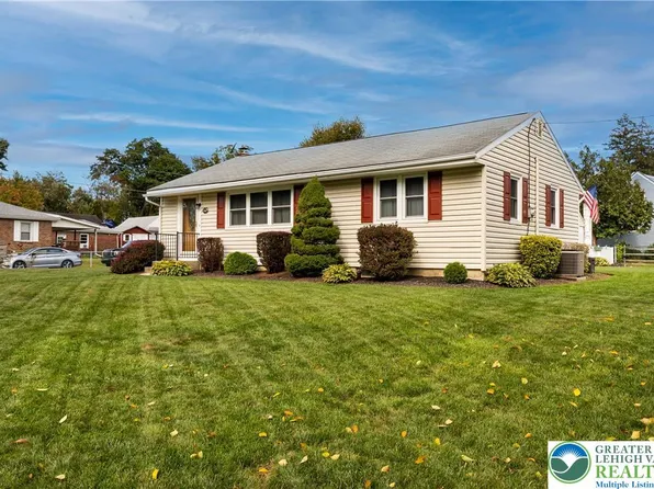 4177 Chestnut Dr, Center Valley, PA 18034