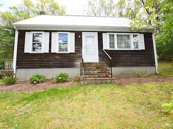 2nd image of 298 East St