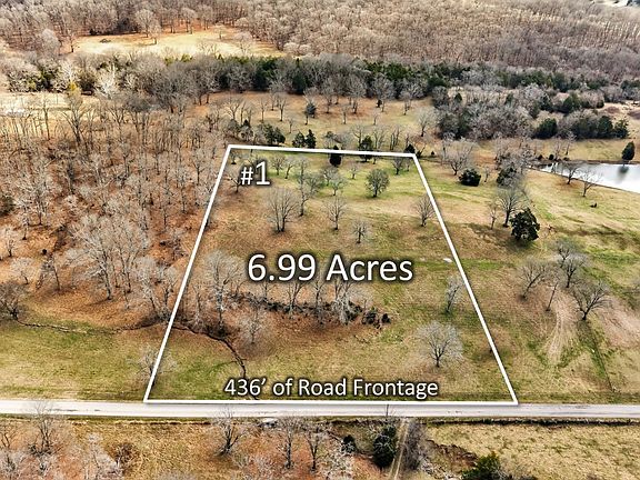 3rd image of 8 Collier Ln