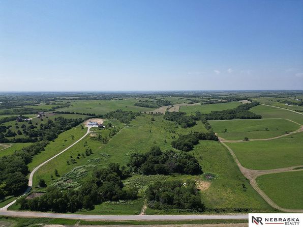 1637 Raymond Rd, Garland, NE 68360