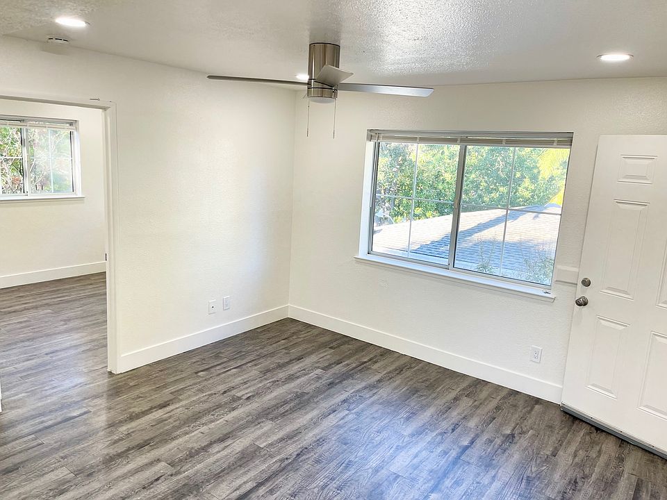 1st image of 3673 5th Ave APT 4