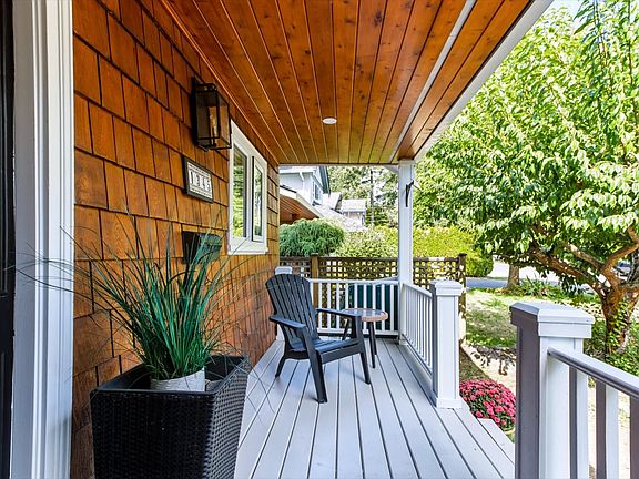 4th image of 1345 Compston Cres