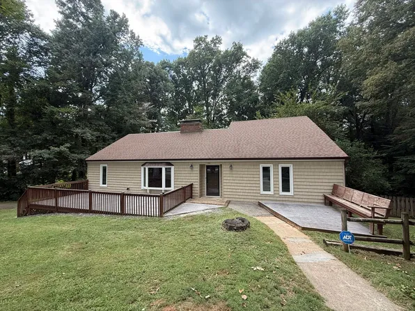 208 Sonata Dr, Lewisville, NC 27023