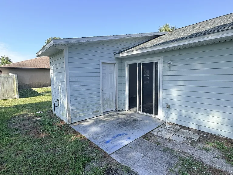 2829 Nordman Ave — Photo 20