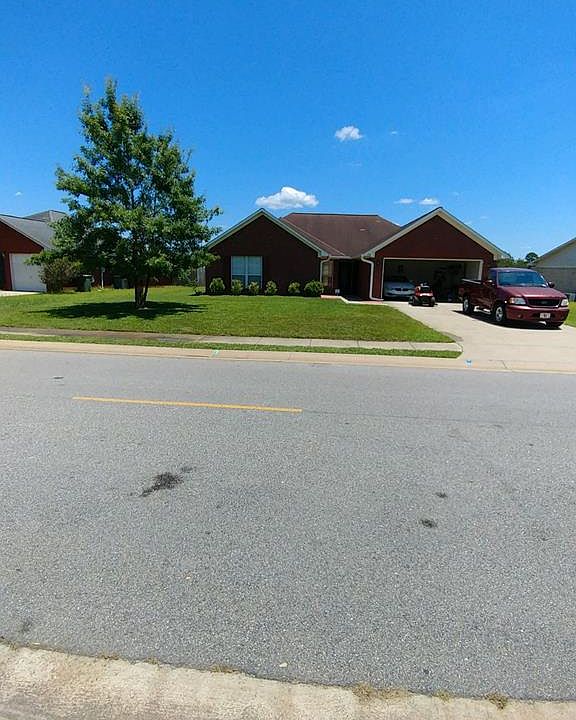 2nd image of 132 Wayfair Ln
