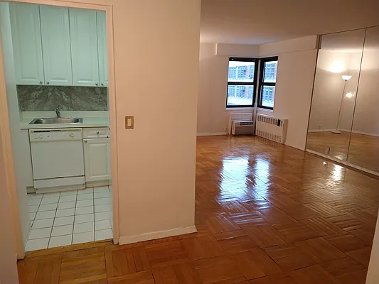 Rented by Owner | media 33