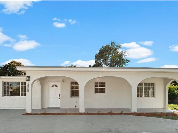 3rd image of 12860 Green Ave