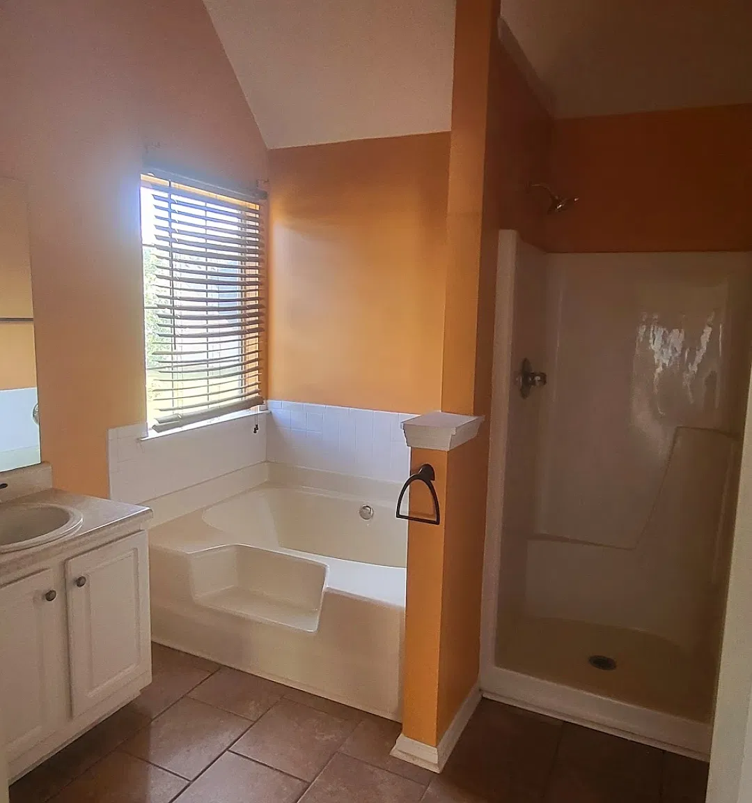640 Compton Ln — Photo 4