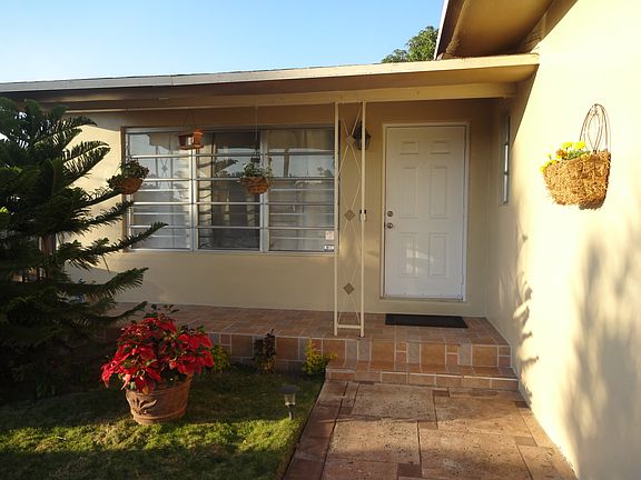 5th image of 1435 NE 135th St