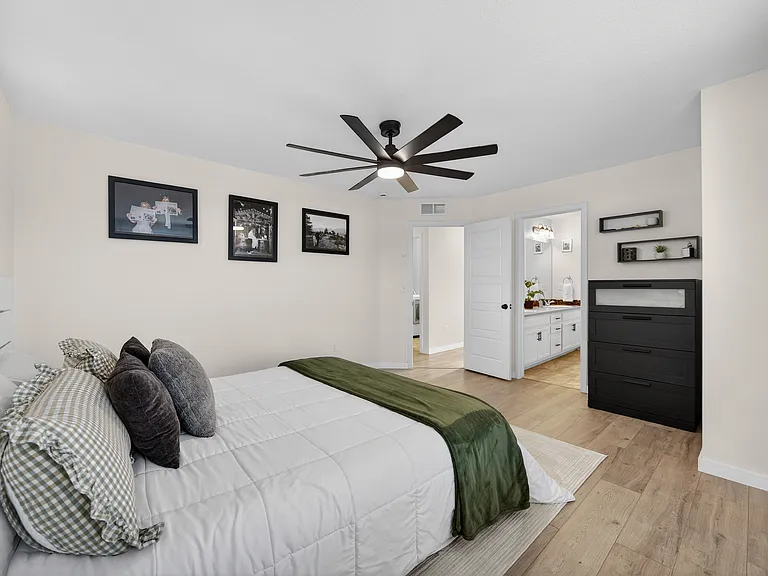 4438 Vindaloo Dr — Photo 31