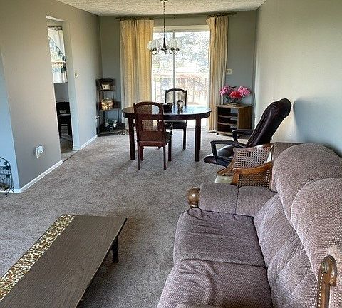 4th image of 655 Scoville Dr N