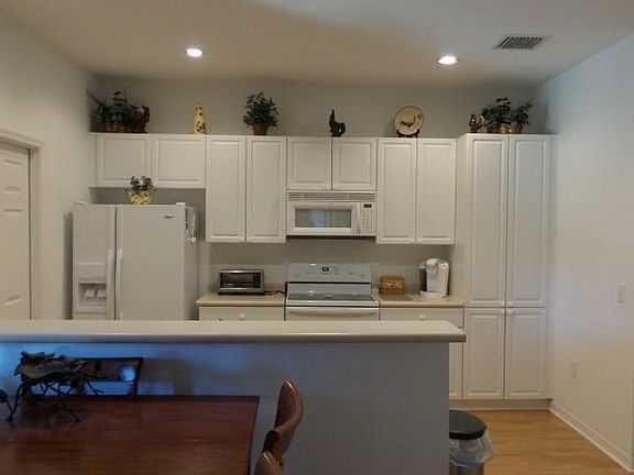 2nd image of 1830 S Dove Tail Dr #2