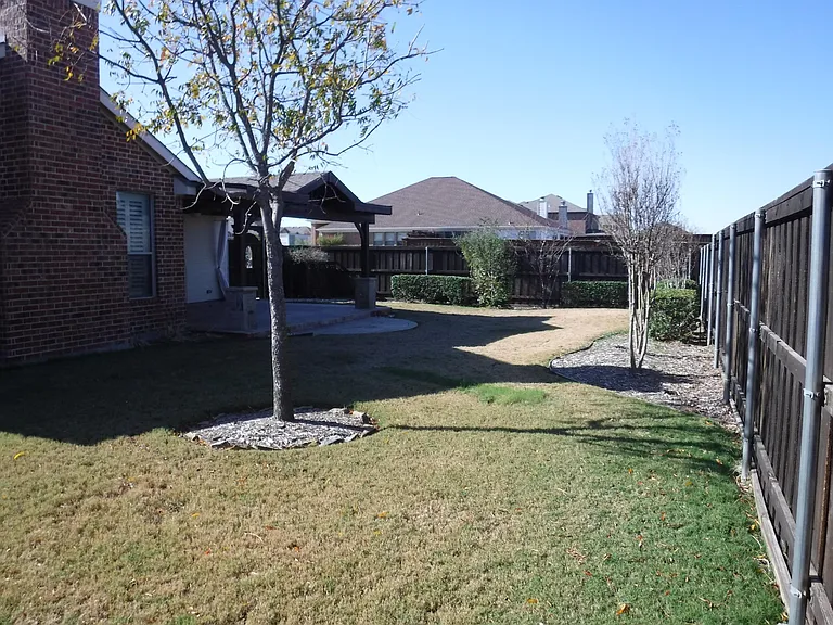 14932 Lone Spring Dr — Photo 5